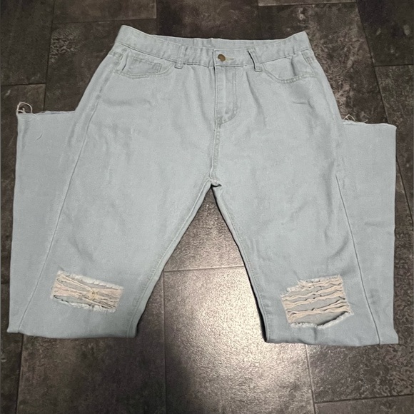 Denim - Katt* Light wash Distressed Wide Leg Jeans